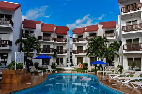 Private Shuttle from CUN Airport to Imperial Las Perlas