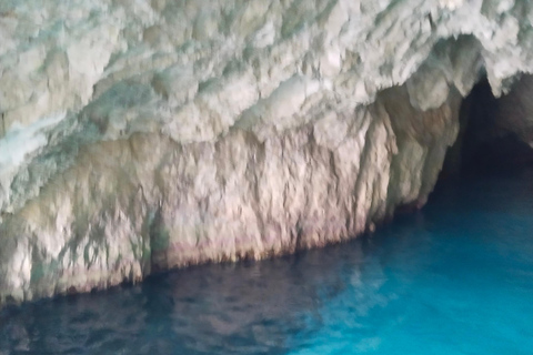 Zakynthos: Turtle Spotting, Marathonísi & Keri Caves Cruise
