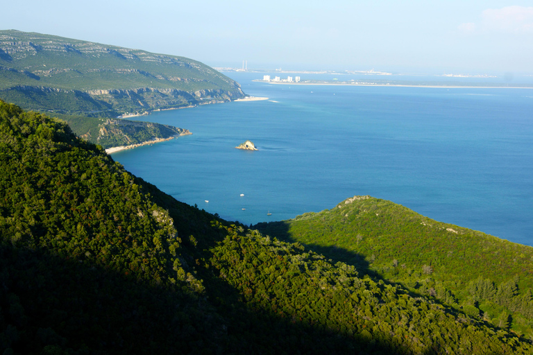Lisbon: Arrábida Natural Park and Sesimbra Day Trip