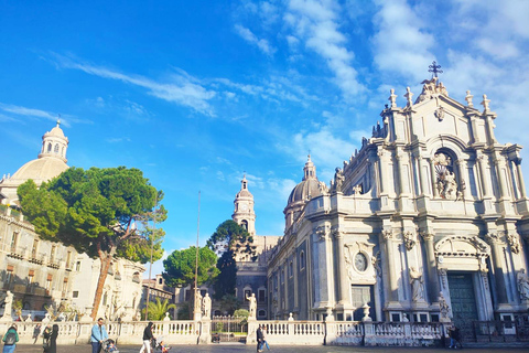 Tour gastronômico de rua em Catania: Mercado de peixes e centro da cidade