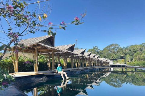 Khao Lak: Bamboe raften, olifanten voeren &amp; waterpark tour