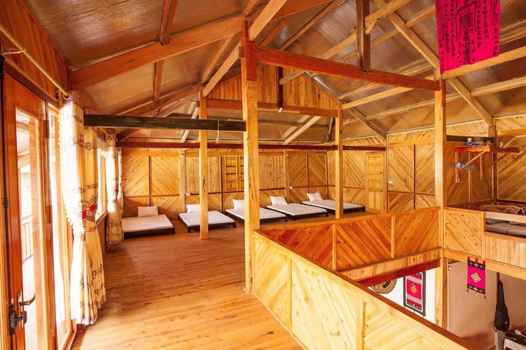 Desde Hanoi: Excursión de senderismo de 2 días a Sapa (Dormir en casa de familia)