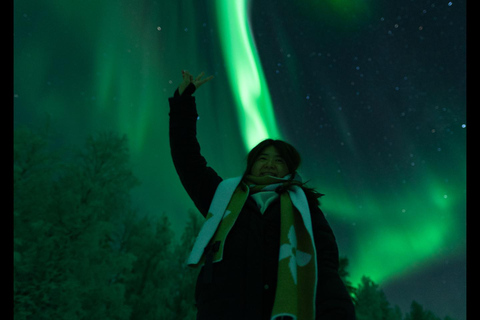 Ylläs and Levi: Guaranteed Northern Lights Hunt with Photos