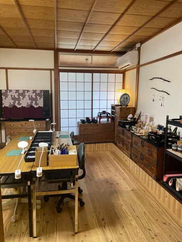 Kanazawa: Kintsugi Hana Jewelry Workshop with Tea Tasting