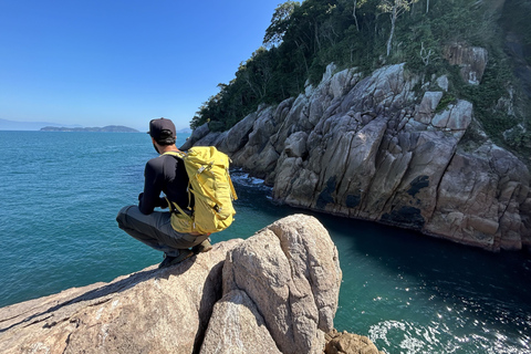 Ubatuba – Trilha Gruta do Pirata