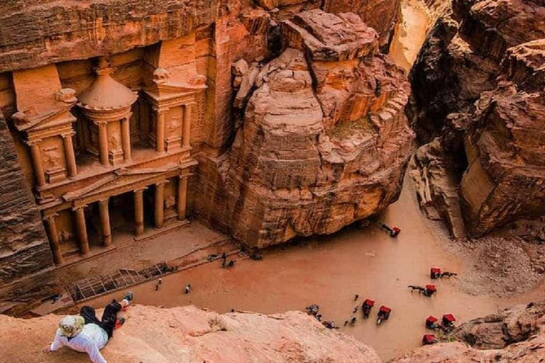 Dead Sea: Petra and Wadi Rum Day Trip with Jeep Tour