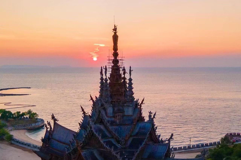 Pattaya: City Tour with Floating Market & Dinner Show