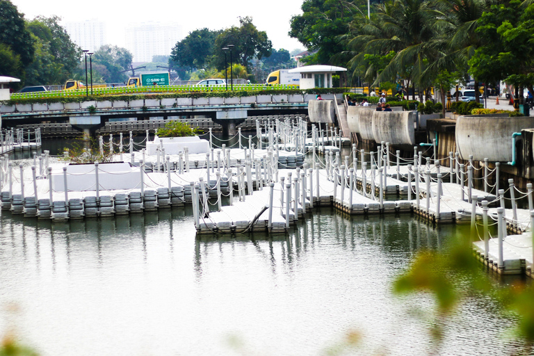 Jakarta: Old Town Tour with Guide and Entry to Museum