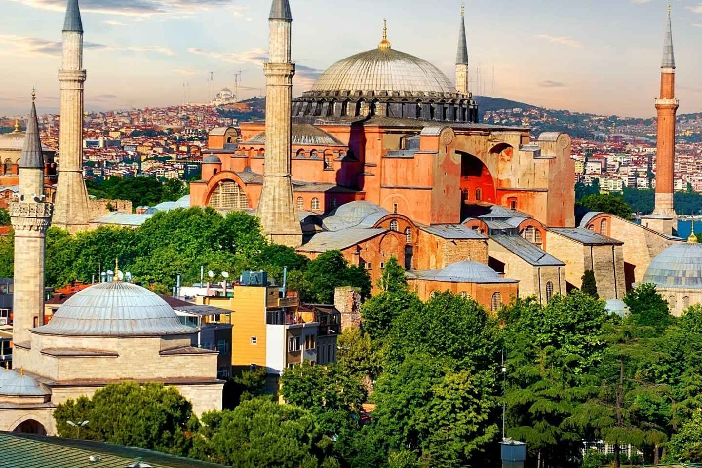 Istanbul: Hagia Sophia Guided Tour with Skip-the-Line Entry - Guided Tour with Entry Ticket