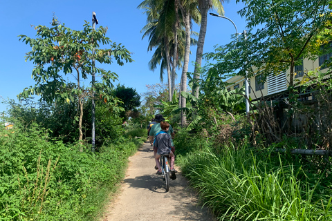 Pédalez à travers la campagne cachée de Hanoi : Une demi-journée à vélo