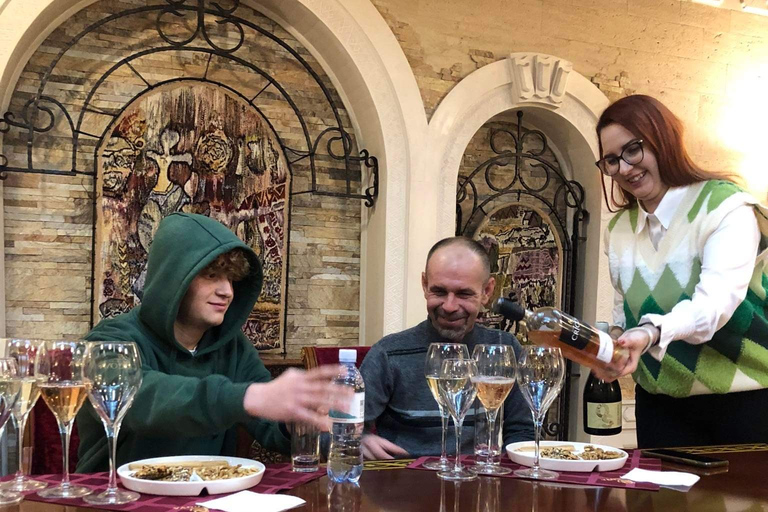 Da Chisinau: complesso Old Orhei e degustazione di vini Cricova