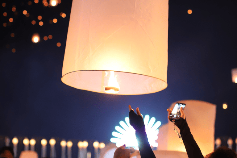 Chiang Mai: Yeepeng Lanna Lantern Festival 2025 (Official) Premium Seat