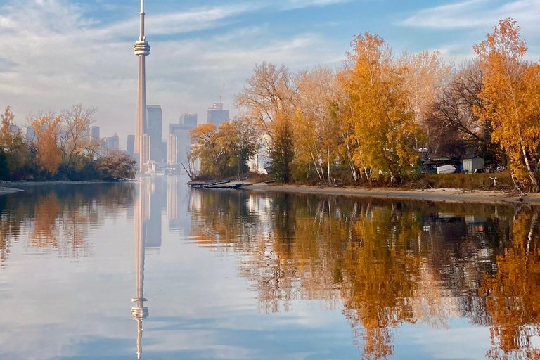 Toronto: Fall Colours Canoe Tour of the Toronto Islands Toronto: Fall Foliage Canoe Tour of the Toronto Islands