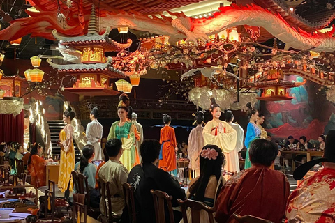 Shanghai: Imperial Dining, Hanfu & Live Show