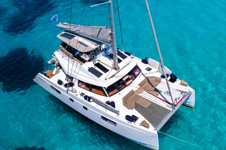 Chania: Private Day Catamaran Cruise with Swimming and Meal