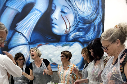 Naples: Neapolitan Pizza and Tiramisu Cooking Class