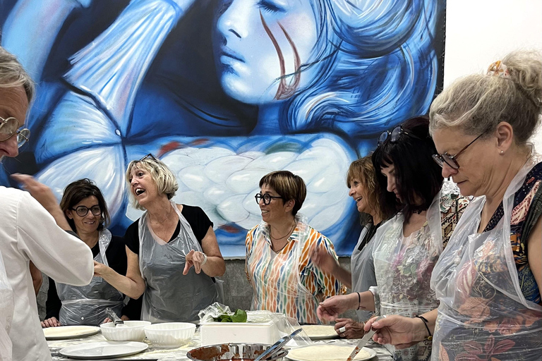 Naples: Neapolitan Pizza and Tiramisu Cooking Class