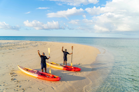 Fiji: Captain Cook Cruises - Day and Dinner Combo