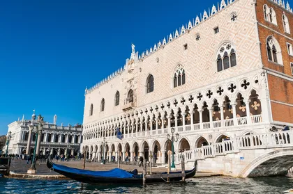 Venedig: Führung durch den Dogenpalast mit optionaler Gondelfahrt