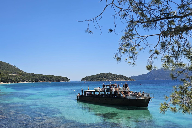 Mallorca: Scenic Formentor Tour by Bus & Boat Pick up in Playa de Muro