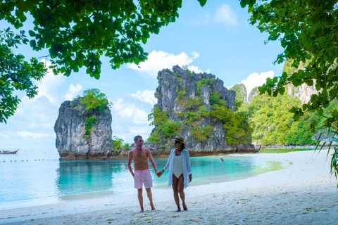 Krabi: Private Long-Tail Boat Tour to Hong Island