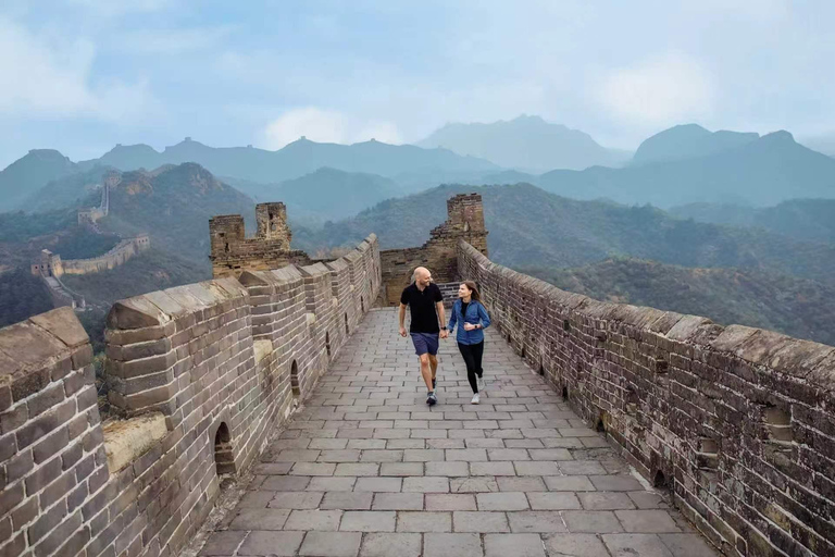 Beijing: Great Wall Photoshoot at Sunrise or Sunset Jinshanling: Professional Photographer Shoot Only