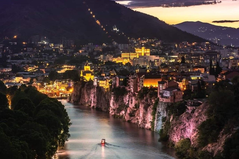 Tbilisi: Kakheti Day Trip with Wine Tasting & Boat Ride