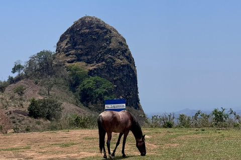 La Libertad: Wycieczka do Peñón de ComasaguaLa Libertad: Wycieczka na szczyt Peñón de Comasagua