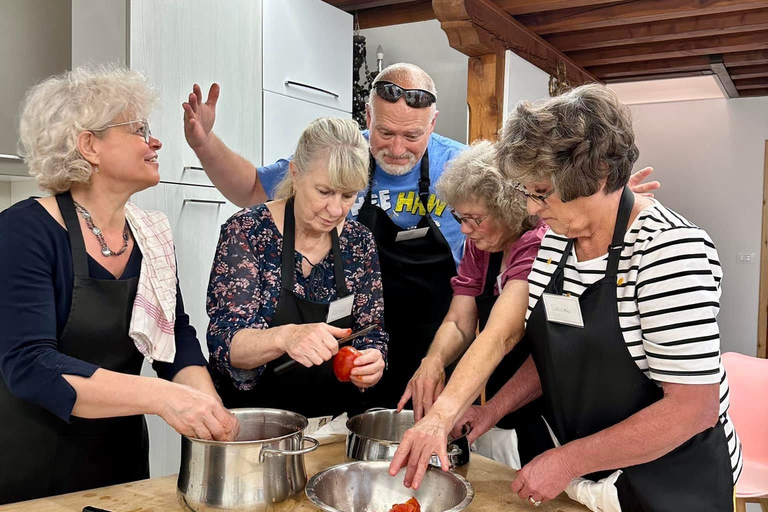 Venice: Cooking Class at Rosa’s secret garden home