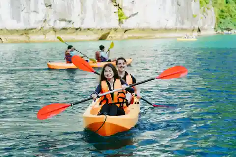 Crucero de un día por la Bahía de Ha Long con Isla Titop y Kayak desde Hanoi