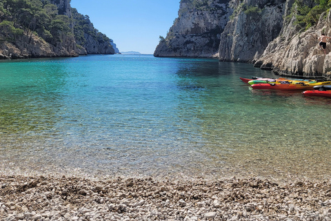 Cassis: afternoon sea kayaking in the Calanques National Park