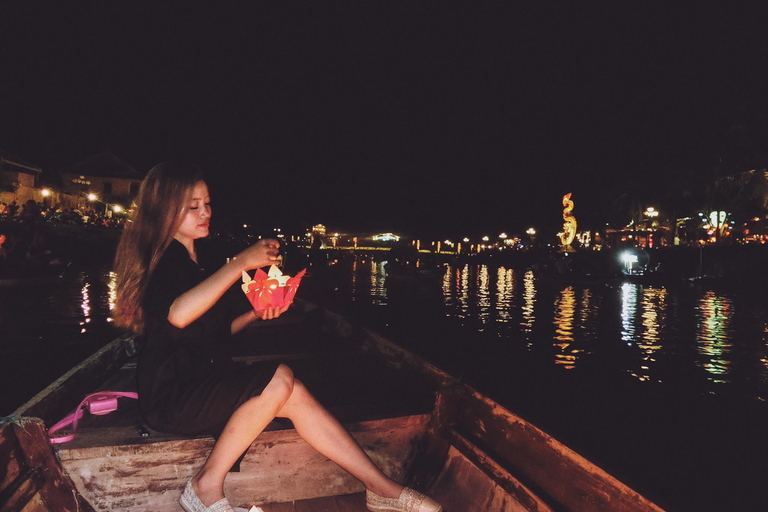 Hoi An : Excursion nocturne en bateau et lâcher de lanternes sur la rivière Hoai