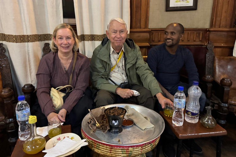 Addis Abeba: Geführte Foodtour mit Kaffeezeremonie
