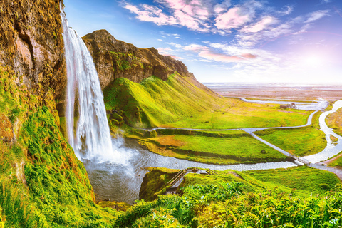 5-Day Iceland Stopover Package Economy Hotel (3-stars)