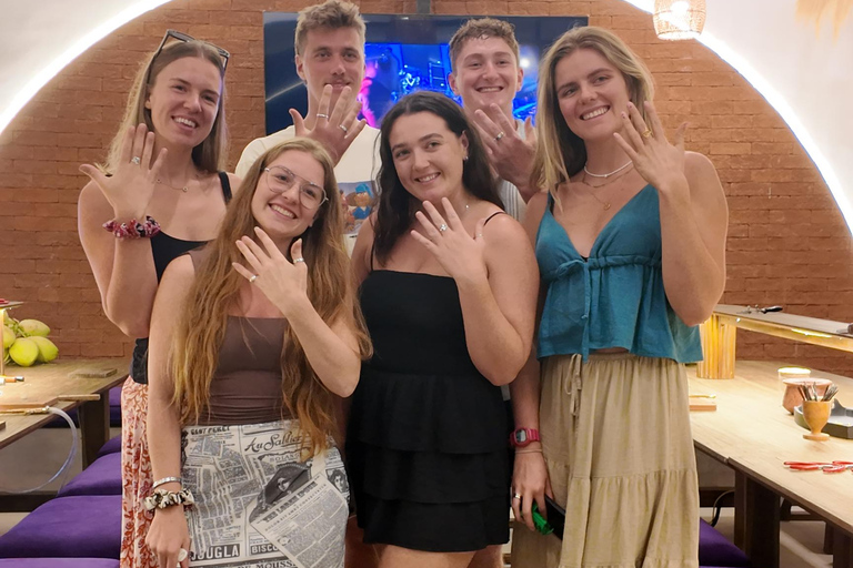 Uluwatu: corso di creazione di gioielli in argento con foto ricordoCorso di creazione di gioielli 8 grammi d'argento con foto ricordo