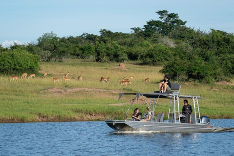 Akagera Wildlife Photography Safari: Big Five & Boat Cruise