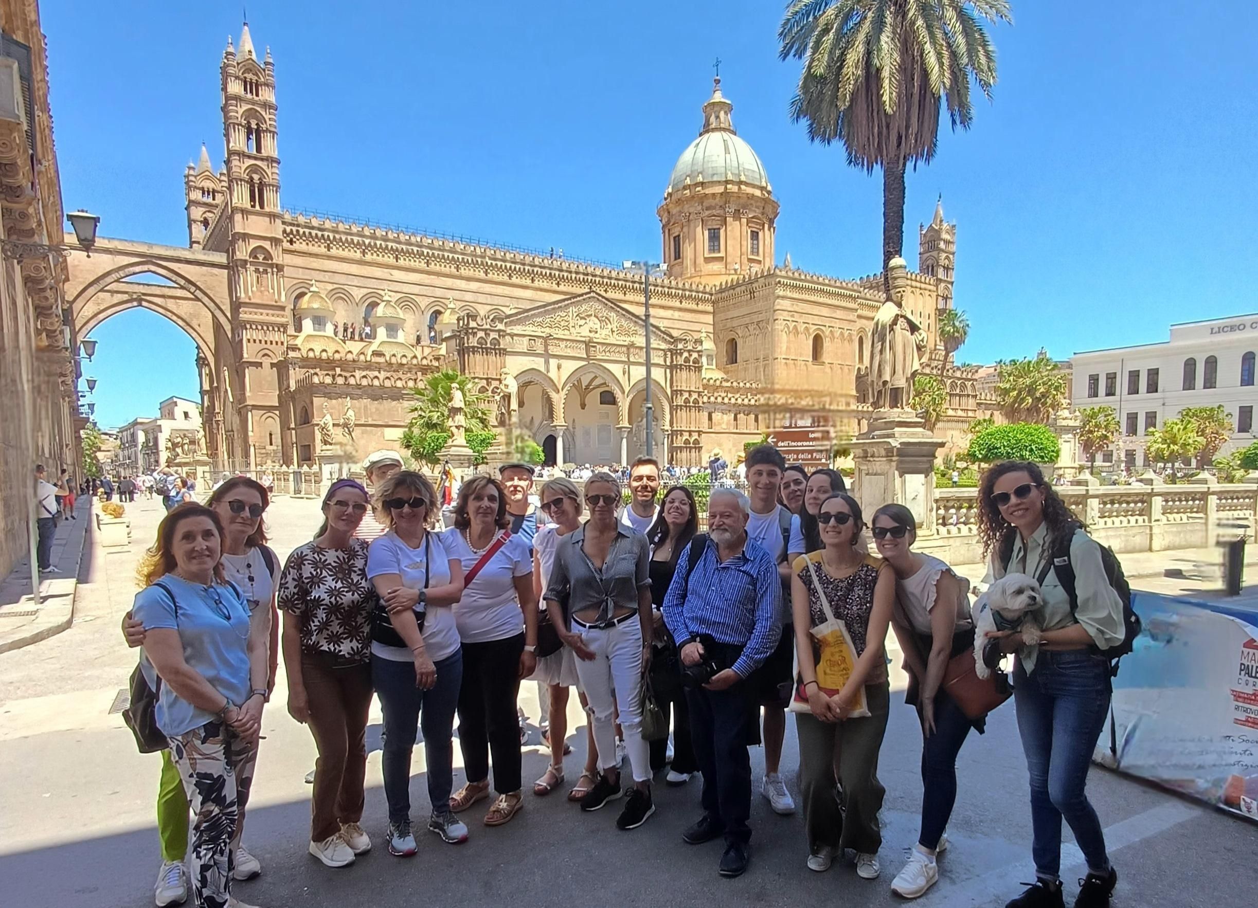 Palermo, Tour tra monumenti unici e mercati colorati