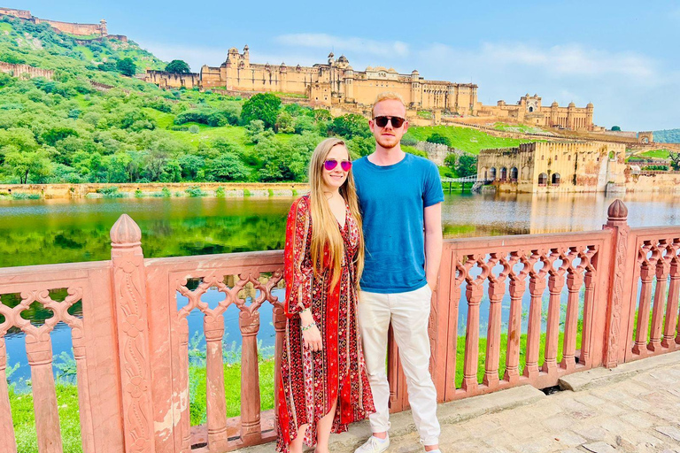 Delhi: 6-Day Golden Triangle Tour with Varanasi Tour without Hotels