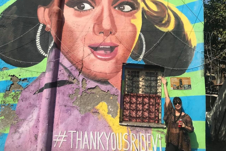 Mumbai: Must-see Sights Walking Tour Group Tour