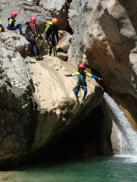 Canyoning Day Trip in Sierra de Guara - Housity