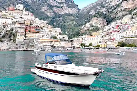 Sorrento: Positano & Amalfi Coast Small-Group Boat Tour