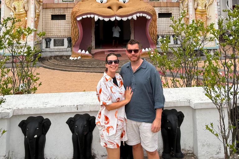 Negombo: Private Tuk-Tuk Tour –Temples, Markets & Local Life