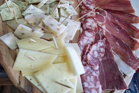 Kotor: Old Town Charms & 9 Local Tastings with Souvenirs