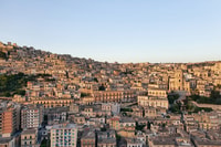 Visite à pied guidée par Modica - Housity