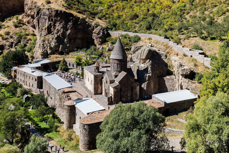 Yerevan: 5-Day Armenia Tour with Wine and Brandy Tasting