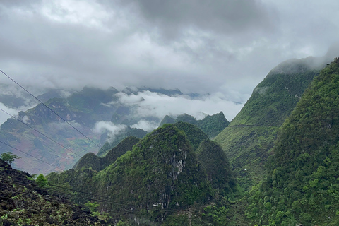 Från Hanoi: 4-dagars Ha Giang Loop Car Tour Plus redigerad video