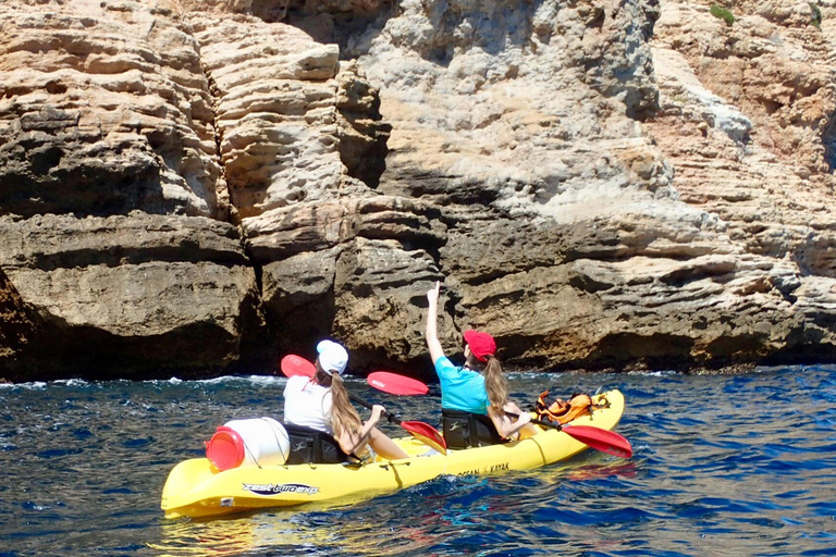 Benidorm: Guided Kayak Tour with Snorkeling and Photos