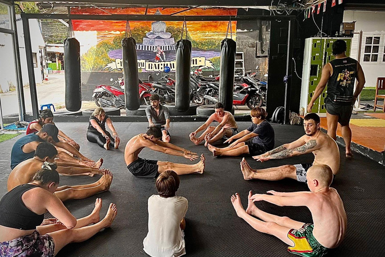 Patong : cours de boxe thaïlandaise au Rachai Muay Thai GymSéance de boxe thaïlandaise - Cours collectif