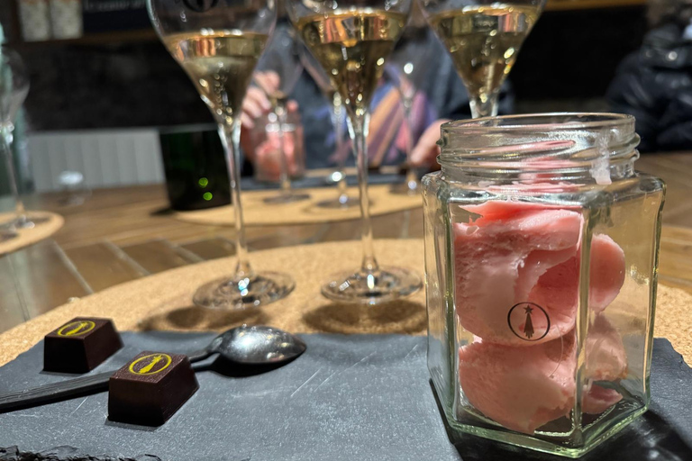 من ريمس/إبيرناي: تجربة الطعام والشمبانيامن إيبرناي: تجربة الطعام والشمبانيا