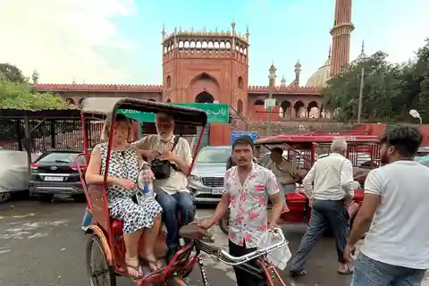 Old Delhi Famous Private Street Food & Tuk-Tuk Tour